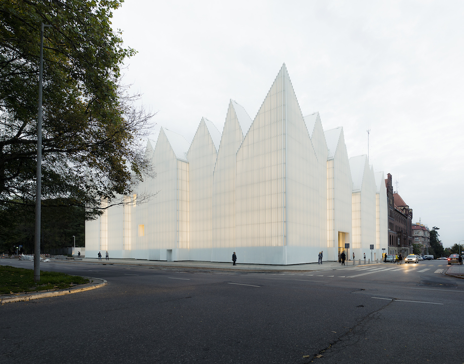 Szczecin-Stettino-auditorium-filarmonica-sede-iceberg-architettura-polonia-1