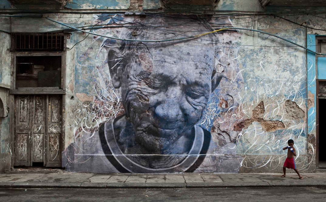 street-art-wrinkles-of-the-city-havana-los-angeles-shanghai-istanbul-jr-17