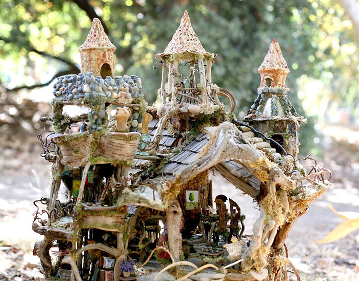https://www.keblog.it/wp-content/uploads/2015/08/case-in-miniatura-fiabesche-gnomi-elfi-fate-sunflowerhouse.jpg