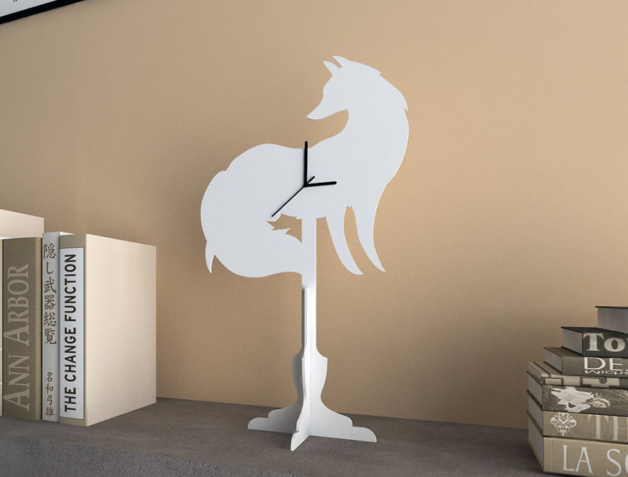 Fox clock. Настенные часы лиса. Часы с лисой. Часы настольные силуэт. Лиса часы кирпичи.