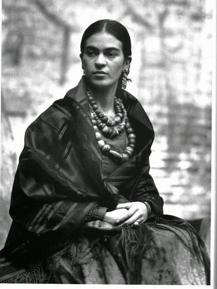 Frida Kahlo in 45 rare foto d'epoca