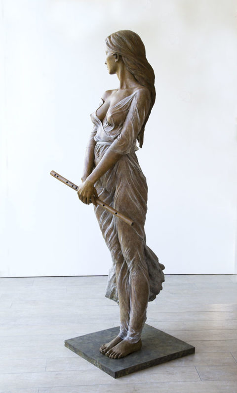 Sculture Femminili Ritrovano La Bellezza E La Grazia Dell Arte Rinascimentale